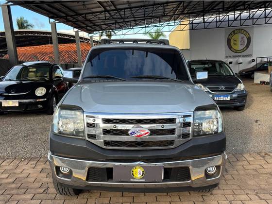 FORD RANGER 2.3 XLT 16V 4X2 CD GASOLINA 4P MANUAL